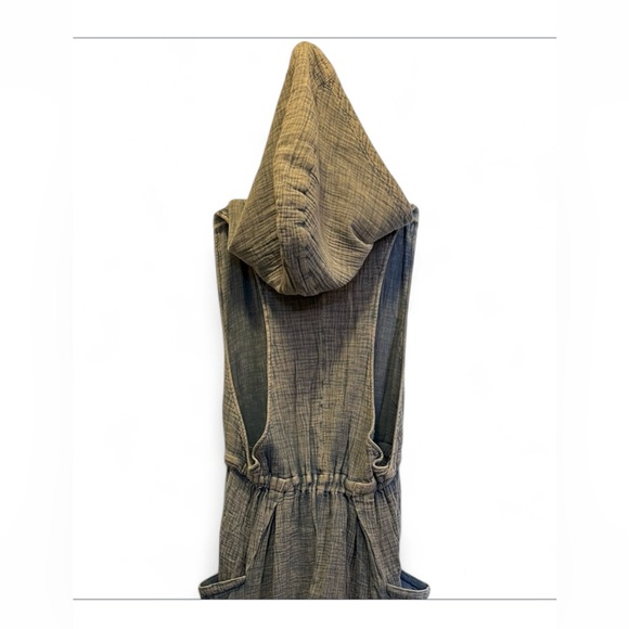 OLI AND HALI SEDONA HOODED ROMPER - Picture 10 of 14